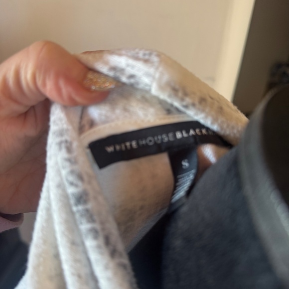 WHITE HOUSE BLACK MARKET WOMEN SIZE SMALL WHITE/GREY Cardigan EXCELLENT CONDITIO - Picture 2 of 4